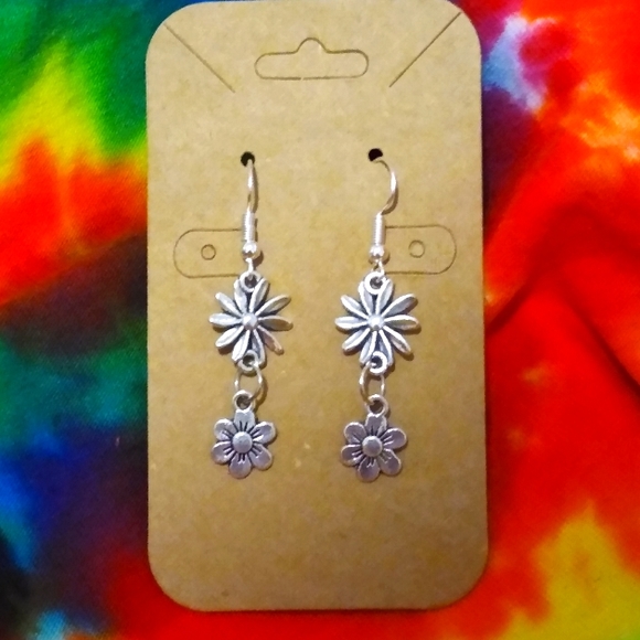 Handcrafted Daisy Chain Flower Charm Hook Earrings - Picture 4 of 4